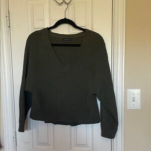 American Eagle cropped v neck chenille sweater, olive green, size medium